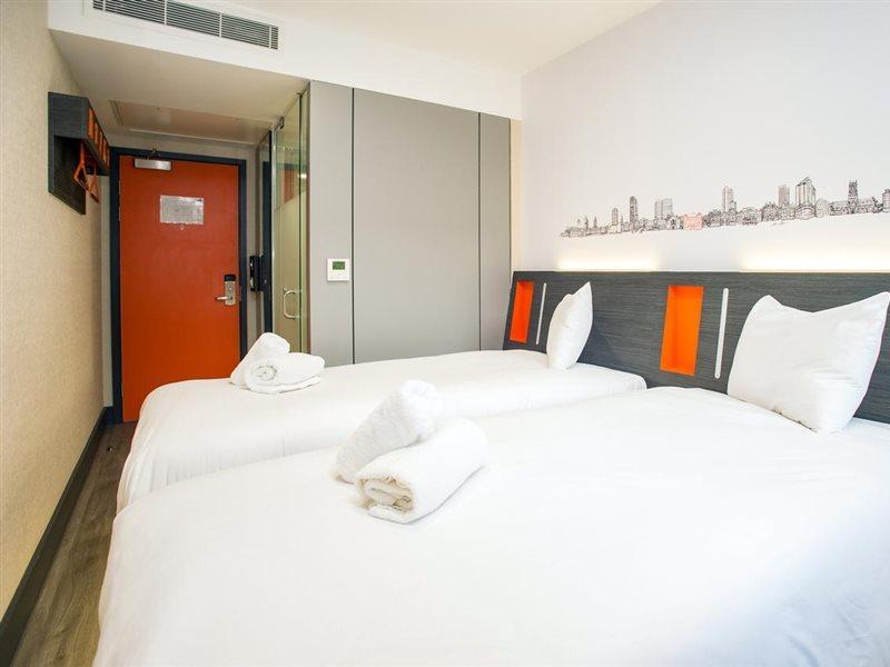 Easyhotel London City Shoreditch Exterior foto