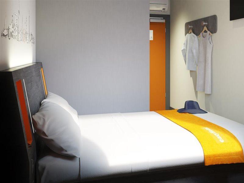 Easyhotel London City Shoreditch Londres Exterior foto